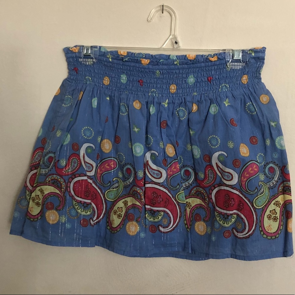 Paisley skirt with undershorts. Darling! Like new!